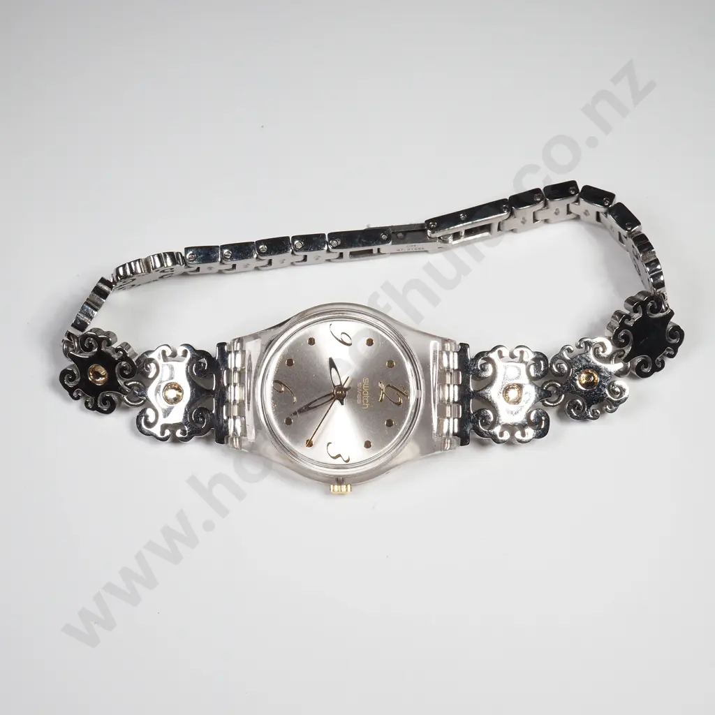 Swatch Ladies Wristwatch Image 1++