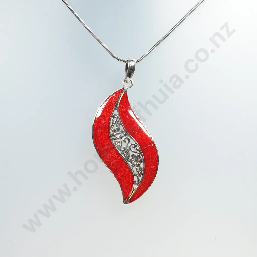 Sterling Silver Necklace Image 1++