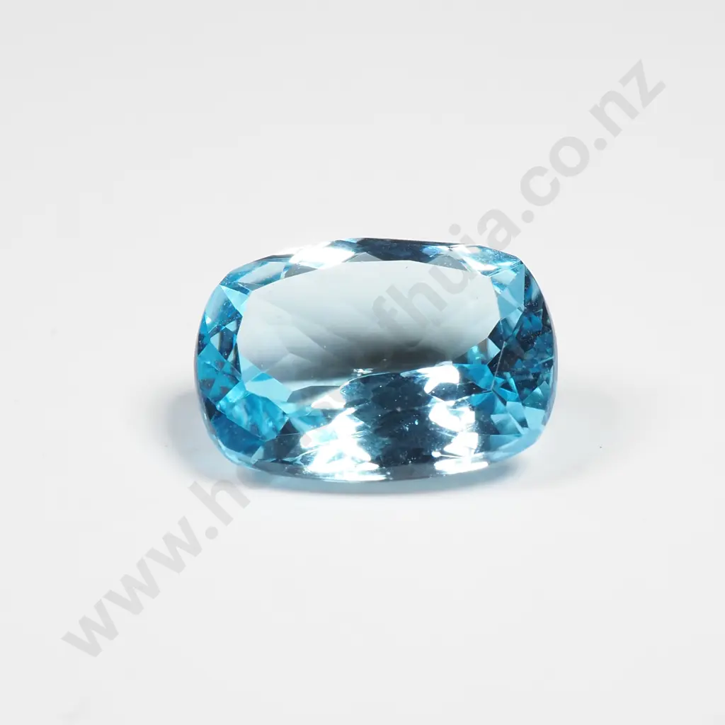 5.5 CT Loose Blue Topaz Image 1++