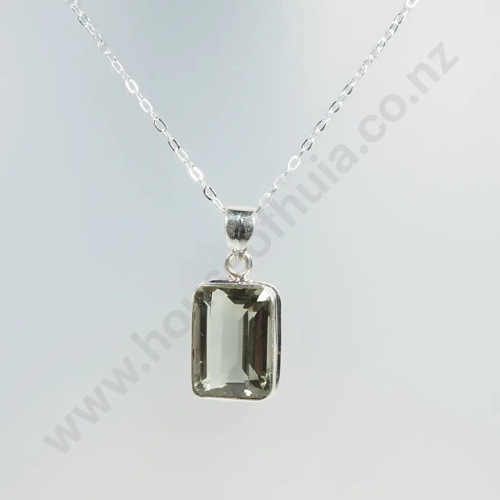 Sterling Silver Green Amethyst Pendant & Sterling Silver Chain Image 1++