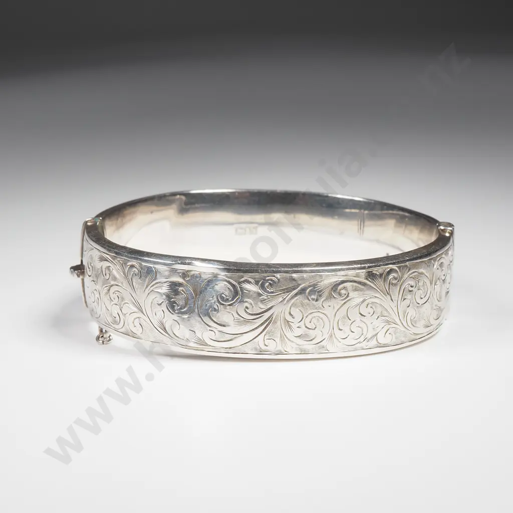 Sterling Silver Hinged Bracelet Image 1++