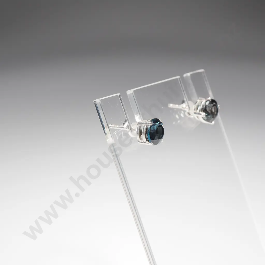 Sterling Silver London Blue Topaz Stud Earrings Image 1++