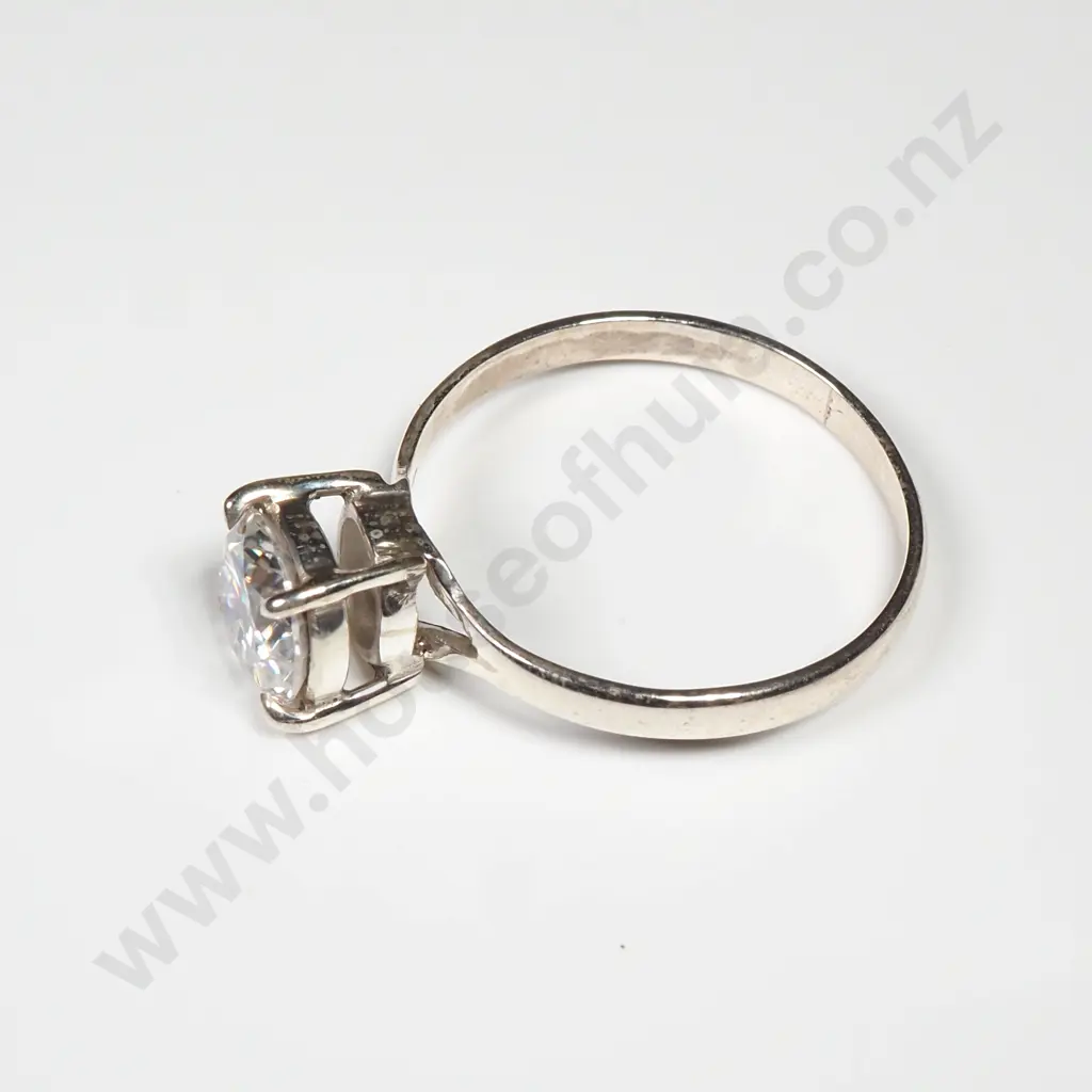 2 CT Sterling Silver Moissanite Ring Image 1++