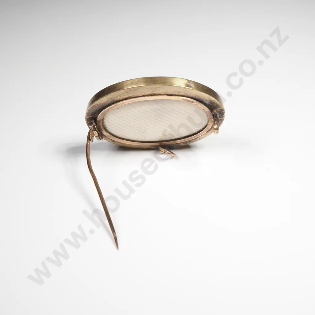 Antique Rolled Gold Brooch Image 1++