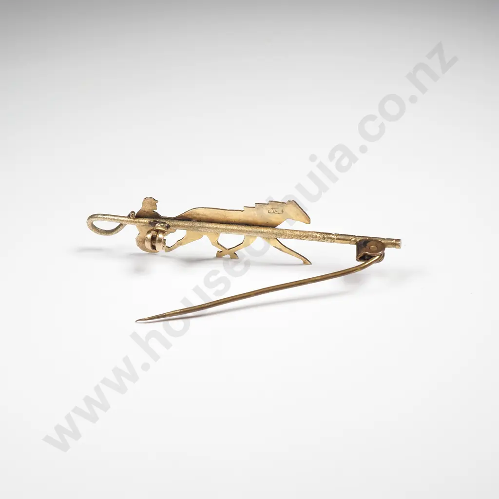 Antique 9ct Gold Harness Racing Brooch Image 1++