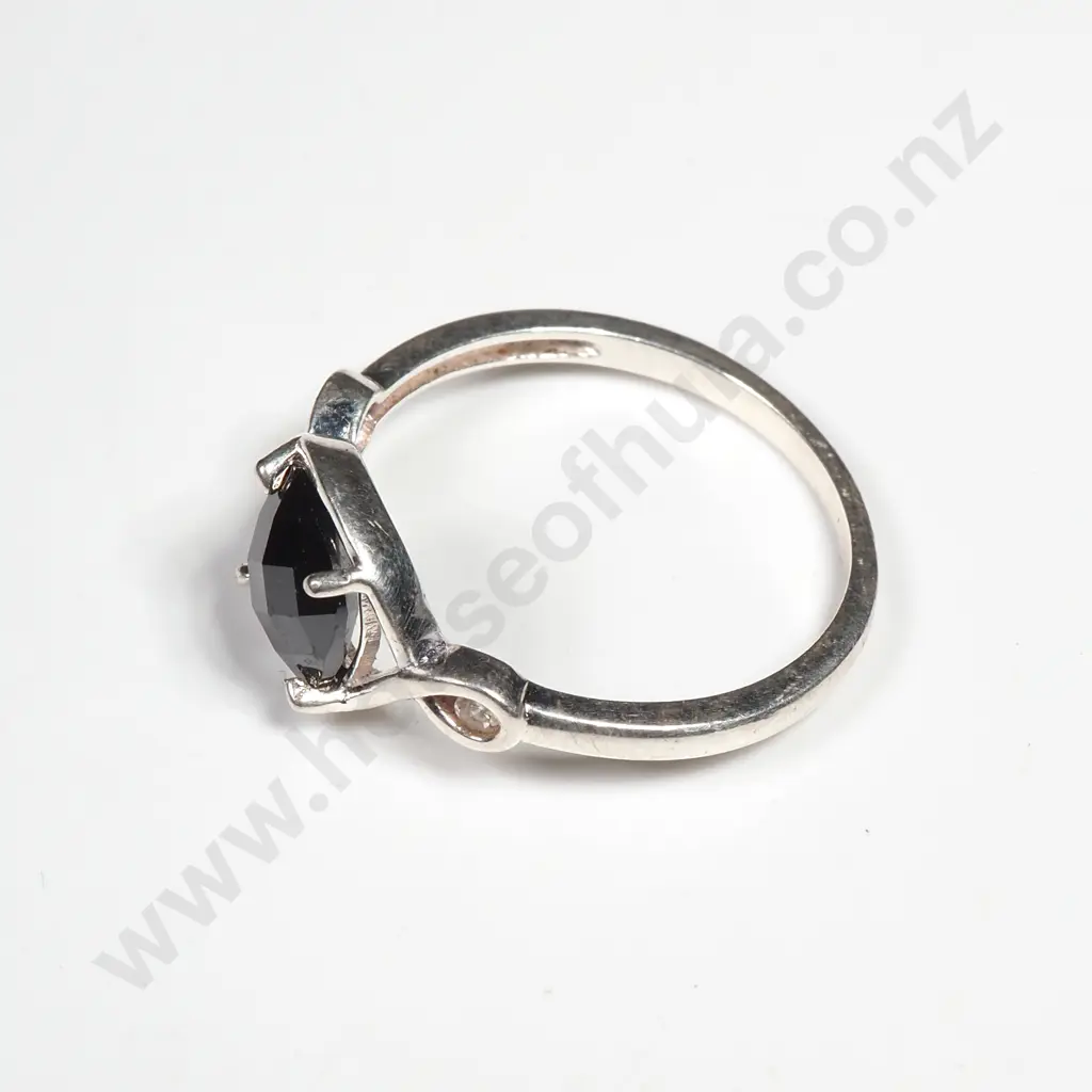 Sterling Silver Onyx Ring Image 1++