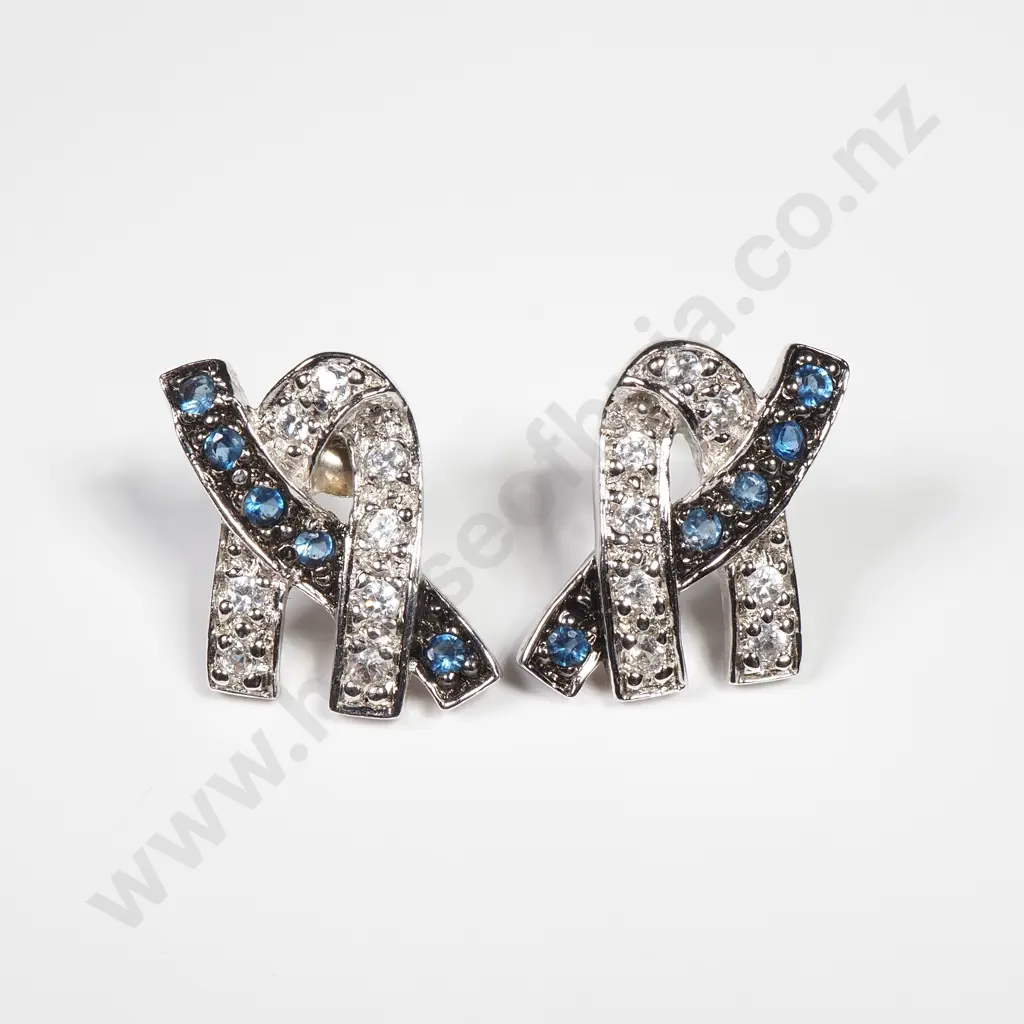 Sterling Silver Bow Earrings Image 1++