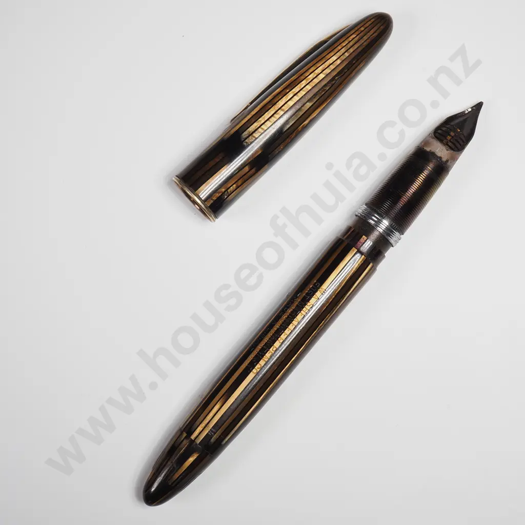 Vintage Sheaffer Fountain Pen w 14ct Gold Nib Image 1++
