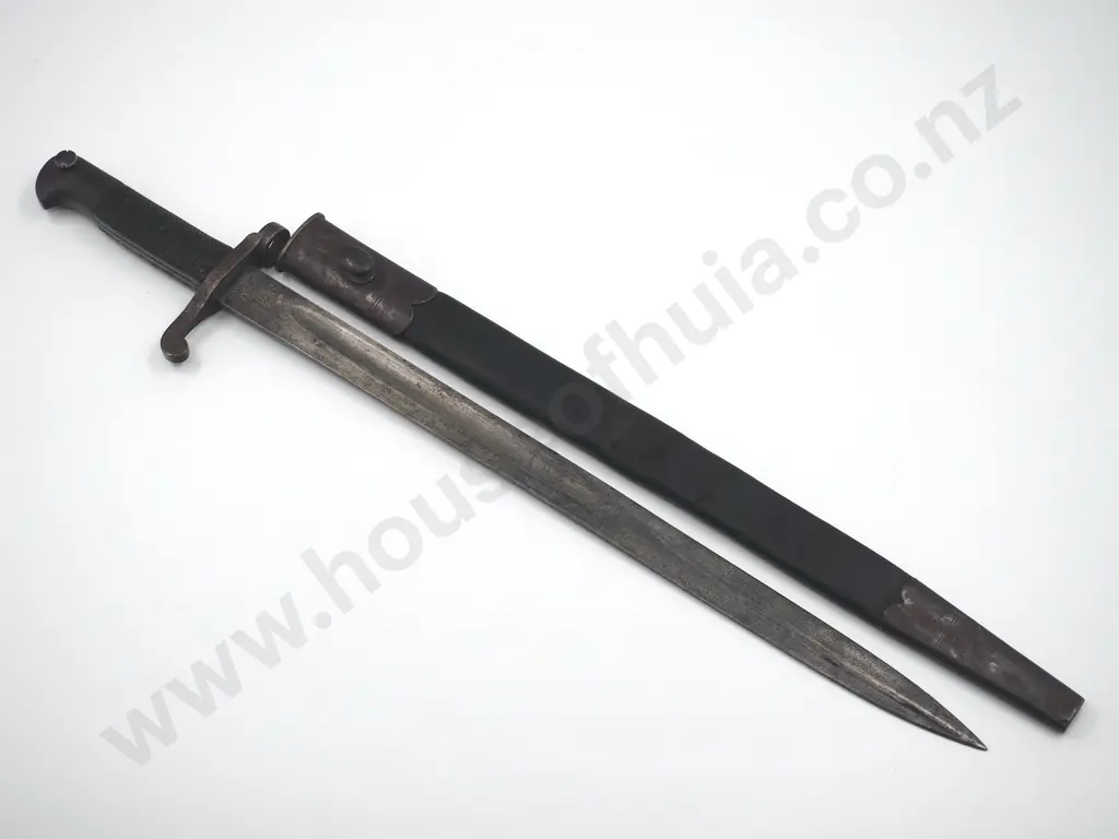 Pattern 1886 Sword Bayonet for the Martini Henry Rifle. Image 1++