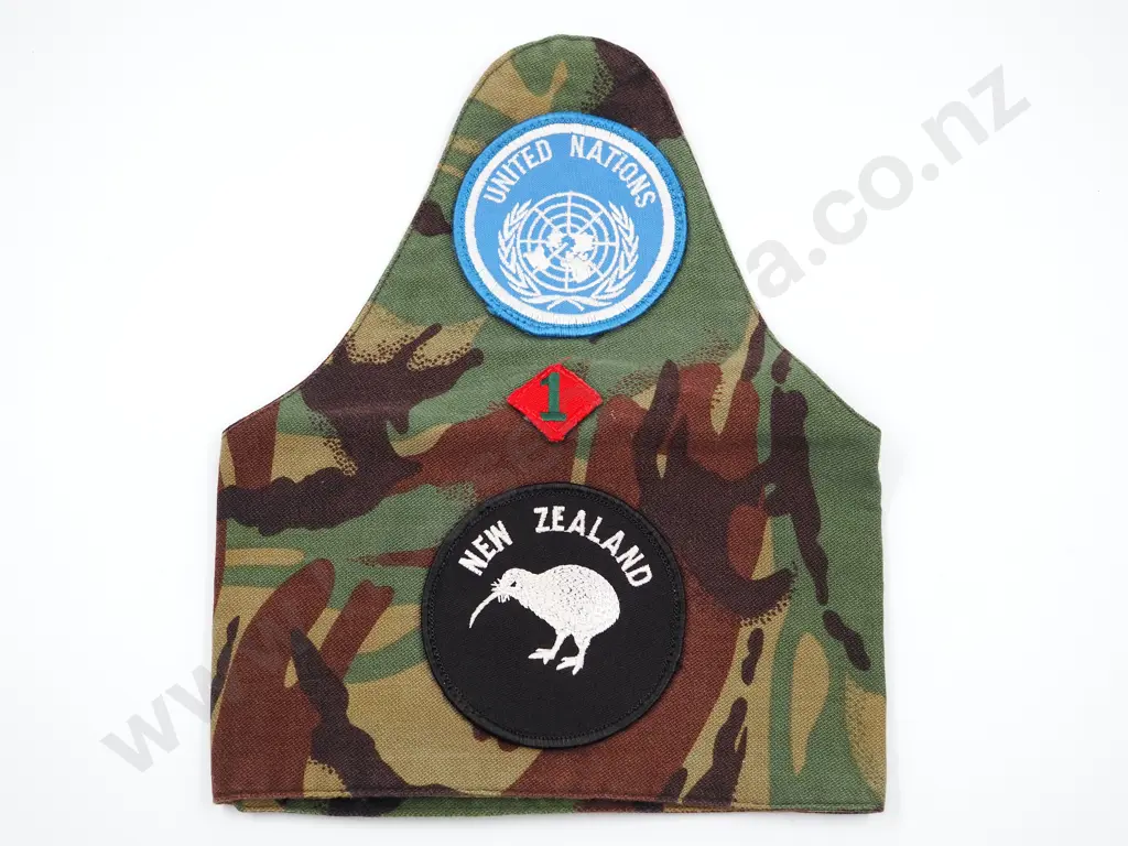 1990's New Zealand Brassard w UN, 1, & New Zealand Patches Image 1++
