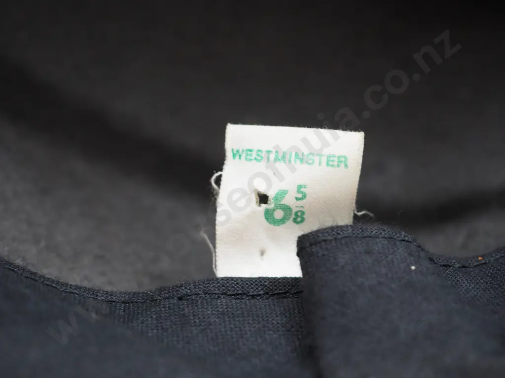 New Zealand 1970's Army Nurses Bowler Hat  Image 1++