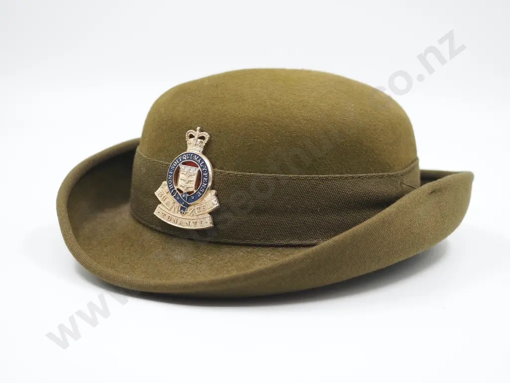 1970s New Zealand Women's Ordinance Corps Bowler Hat Image 1++
