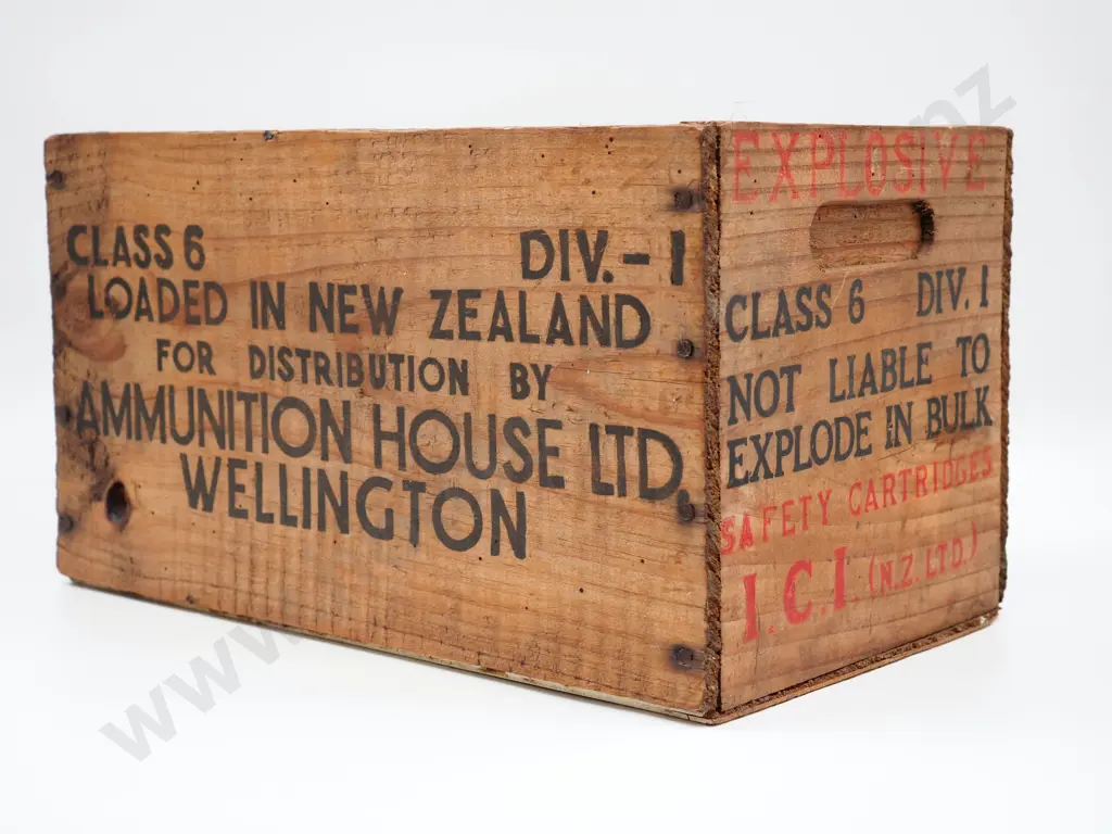 New Zealand Ammunition Crate: Ammunition House LTD Wellington Image 1++