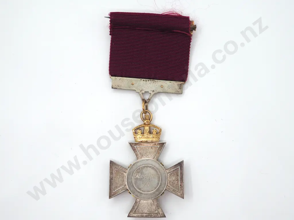 New Zealand Cross 1869 Official Replica in 18ct Gold & Sterling Silver Image 1++