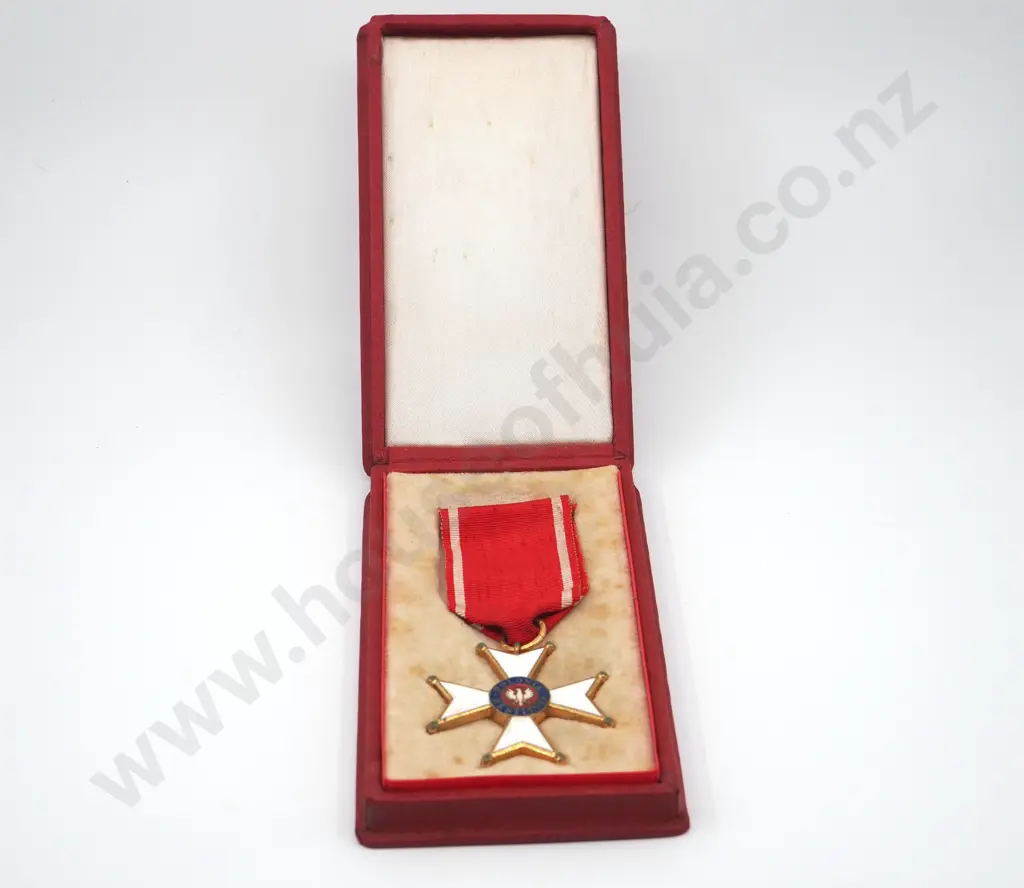 Cased Polish Order of Polonia Restituta Image 1++