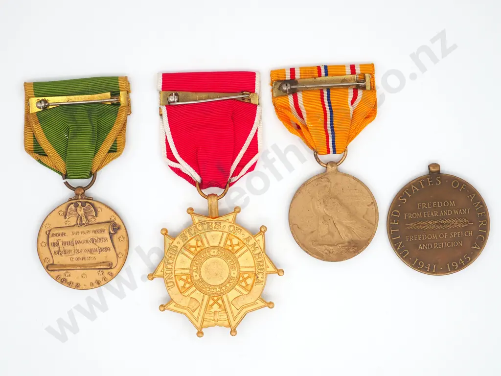 Four American Military Medals Image 1++