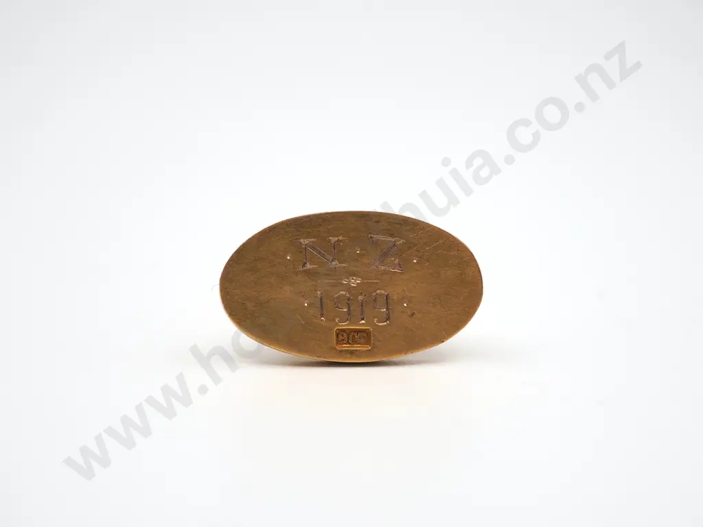 NZEF 9ct Gold WW1 Return Fob - 41503 W Cunningham (Manaia) Image 1++