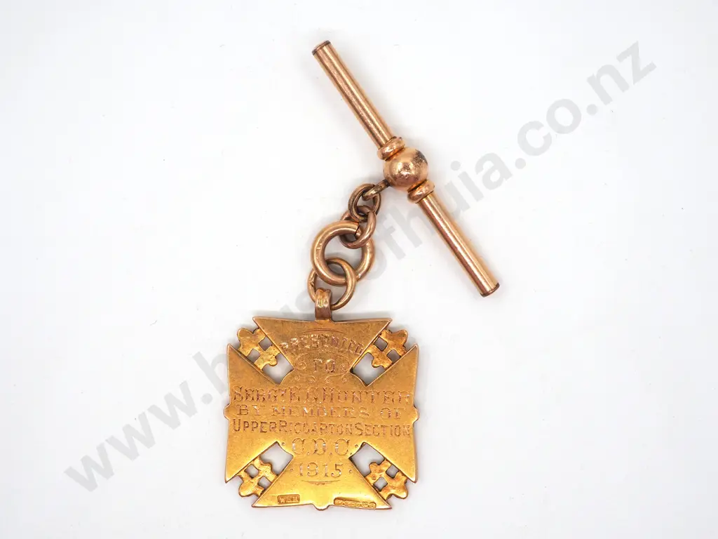 15ct Gold NZ Soldiers Fob on Rolled Gold T Bar Image 1++