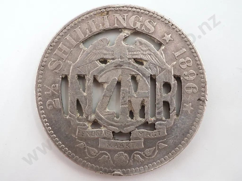 Boer War Veteran Bring Back: New Zealand Mounted Riders 2 1/2 Shilling Coin Brooch Image 1++