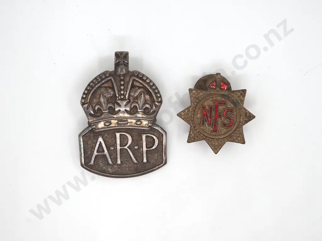 ARP Sterling Silver Large Badge & National Fire Service Badge Image 1++