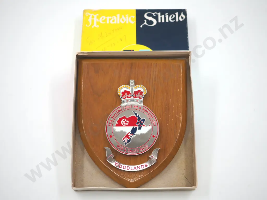 New Zealand Force Headquarters & Supply Unit in Malaya Wall Plaque in Box  Image 1++