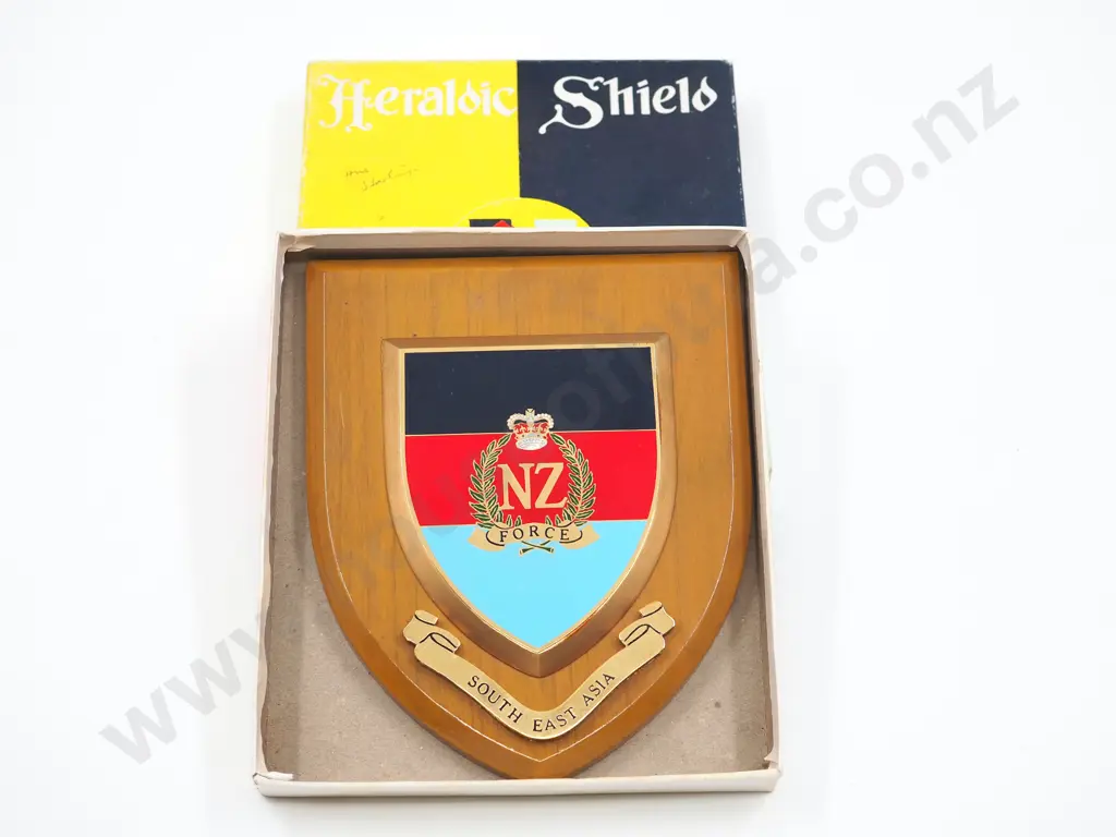 New Zealand South East Asia Wall Plaque in Box  Image 1++