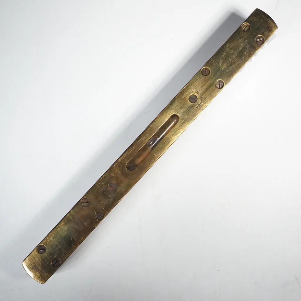 Vintage Mahogany & Brass Spirit Level by Wilson Lovatt & Sons w Polished Brass Top Plate & a Single Glass Vial Bubble Image 1++