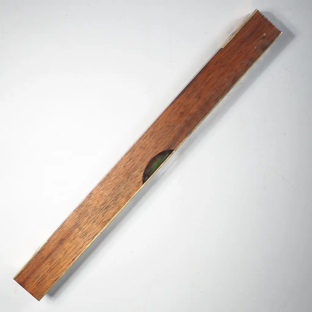 Vintage Mahogany  & Brass Spirit Level w Single Brass Vial by I & D Smallwood  w NATO & Broad Arrow Mark. Model no711 Image 1++