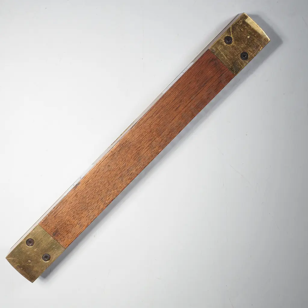 Vintage Mahogany  & Brass Spirit Level w Single Brass Vial by I & D Smallwood  w NATO & Broad Arrow Mark. Model no711 Image 1++