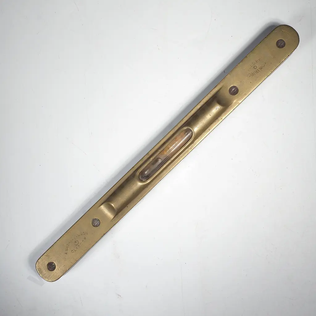 Brass & Dark Wood Pocket Sprit Level w Single Aperture & a Raised Brass Sight Around Viewing Window. Image 1++