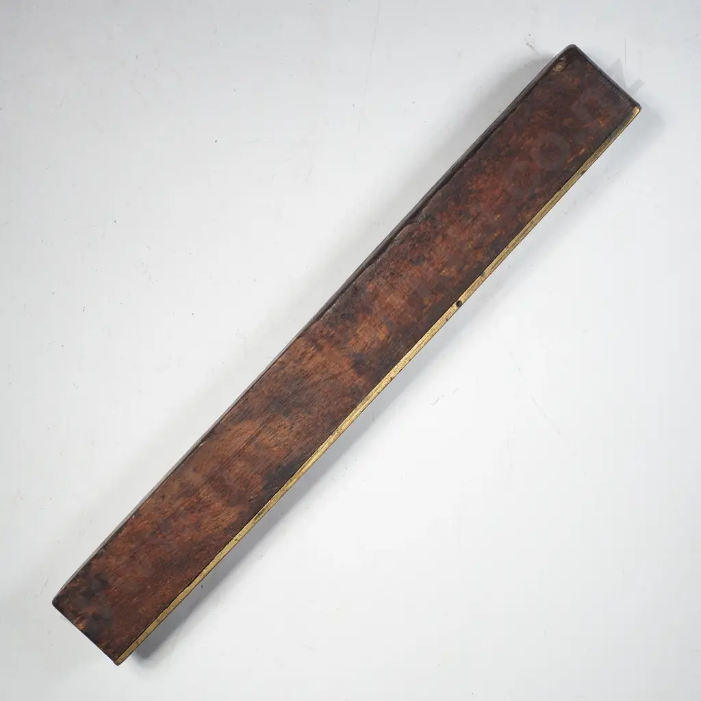 Antique Mahogany & Brass Spirit Level w Brass Top Plate w Elegant Fish Eye Or Boat Shaped Apertures Image 1++