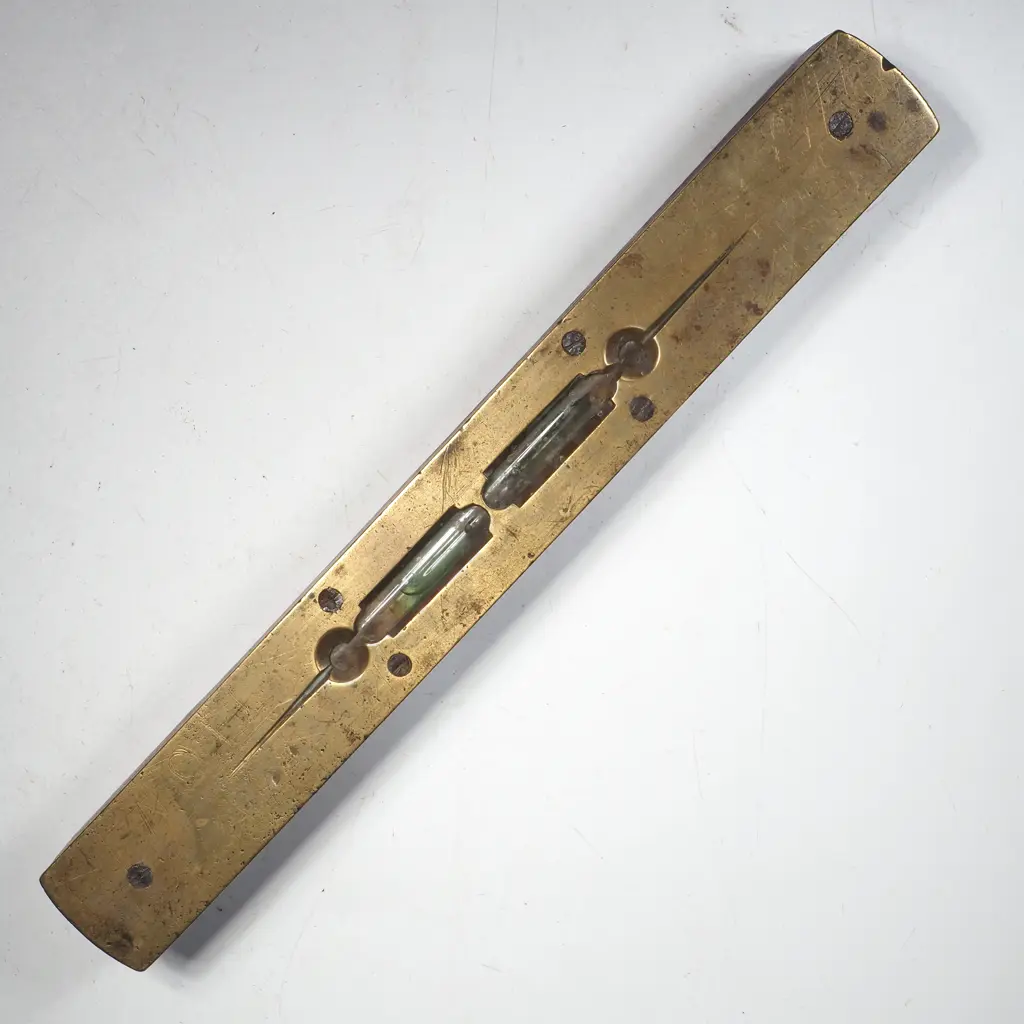 Antique Mahogany & Brass Spirit Level w Brass Top Plate w Elegant Fish Eye Or Boat Shaped Apertures Image 1++