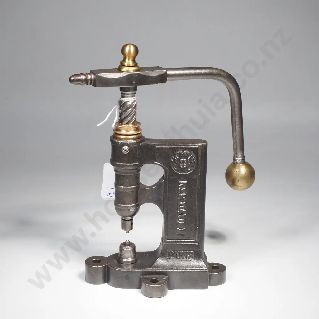 Antique Manual Rivet Press in Cast Iron & Brass by Daude Paris No 9 Image 1++