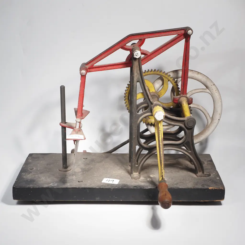 Vintage Mechanical Hand Cranked Slicer Image 1++