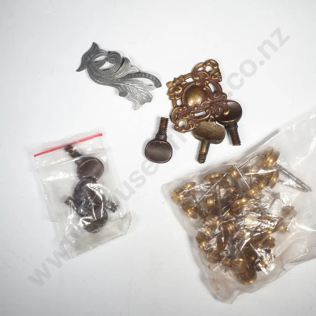 Quantity of Vintage Brass Drawer or Cabinet Knobs w Screw Pin, Brass & Pewter Cabinet & Flat Headed Thumb Screws Image 1++