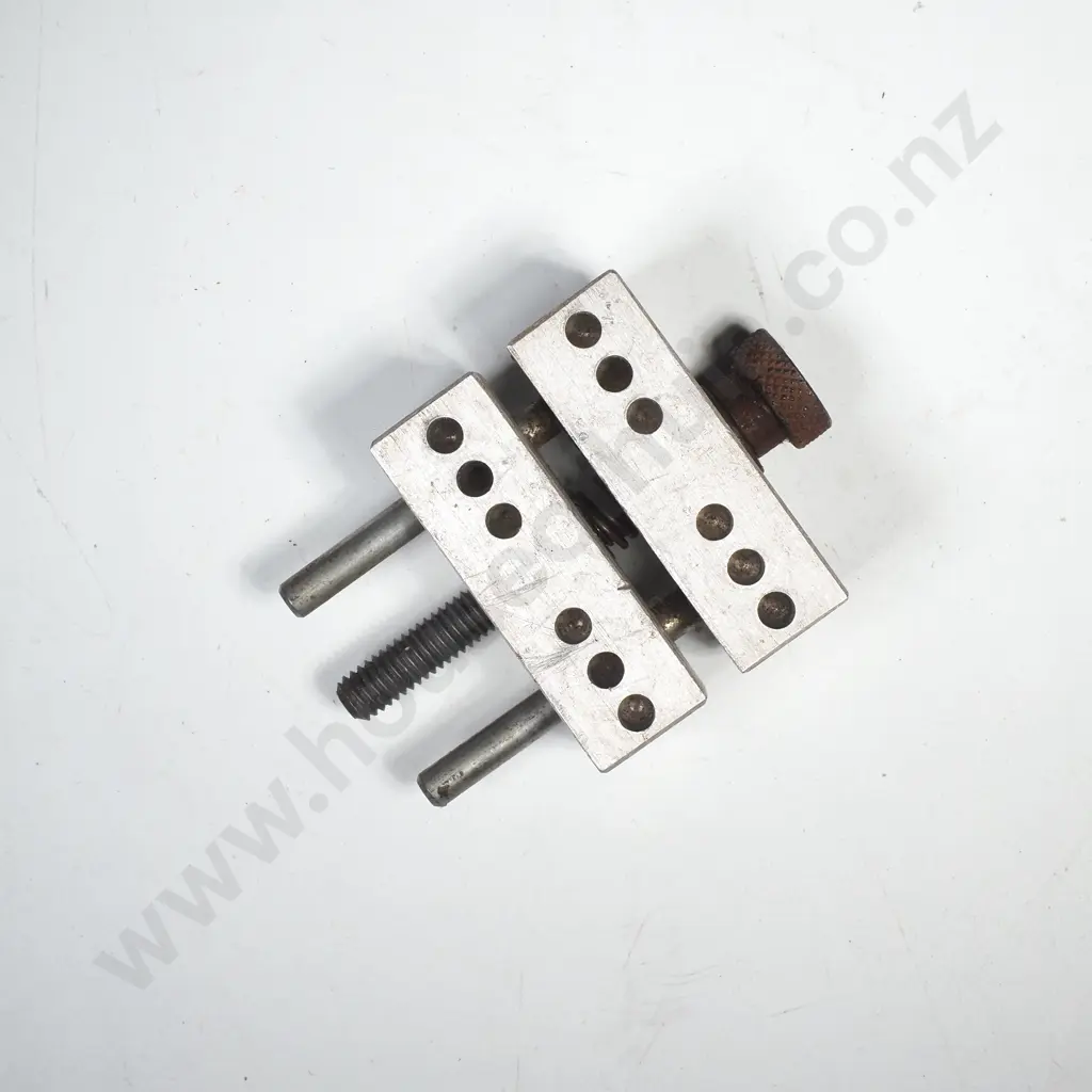 Micro Low Vise or Small Precision Jeweller's Pin Vise for Holding Tiny Workpieces Image 1++
