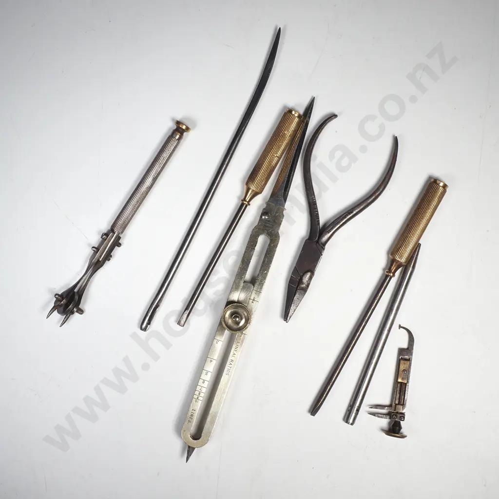 Brass & Steel Drafting & Technical Drawing Instruments Including Compasses, Dividers, Ruling Pens & Measuring Tools Image 1++