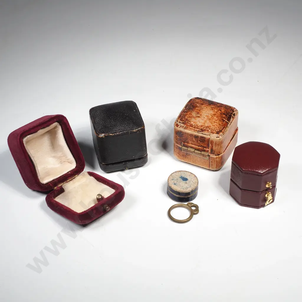 Three Vintage Ring Boxes & an Octagonal Leather Ring Box Image 1++