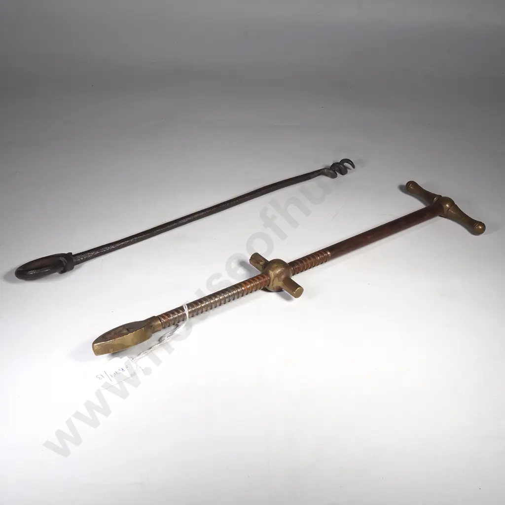 Antique Shoe Stretching Or Widening Tool & an Iron Metal Twisting Tool Image 1++