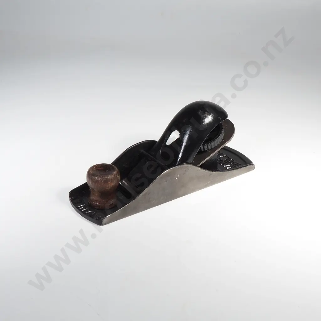 Stanley No 110 Block Plane w Cast Iron Body & Dark Wooden Image 1++