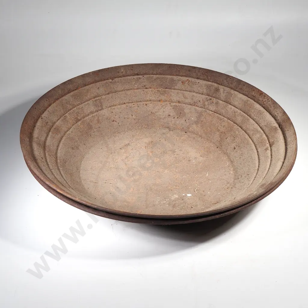 Two Vintage Goldmining Pans Image 1++
