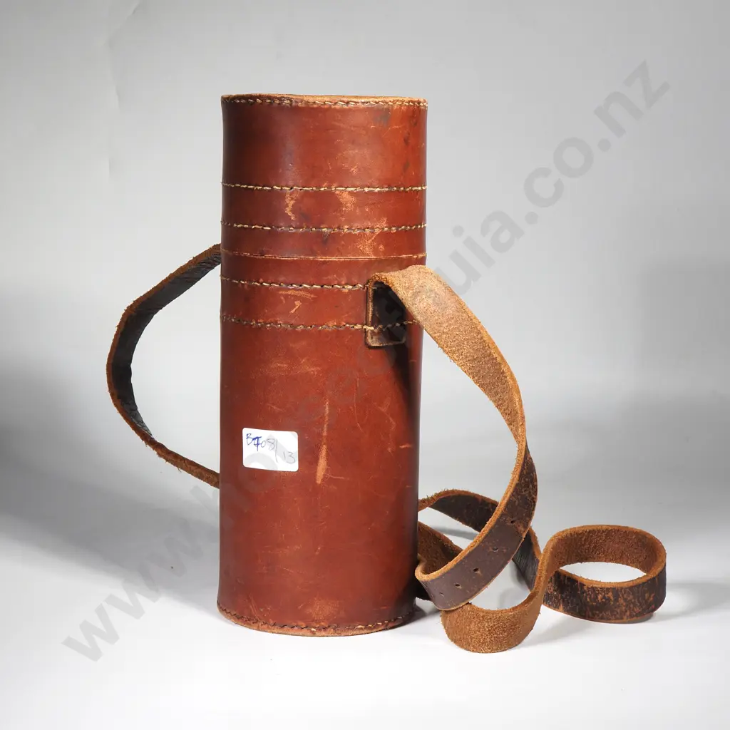 Vintage Leather Wine Bottle Holder Image 1++