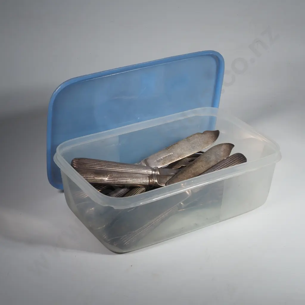 Vintage S/Plate Fish Knives & Forks Image 1++