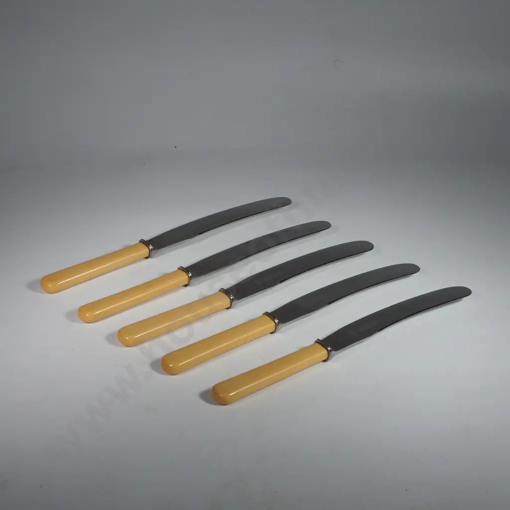 5 x Faux Bone Handled Dinner Knives - Wade & Butcher, Sheffield Image 1++