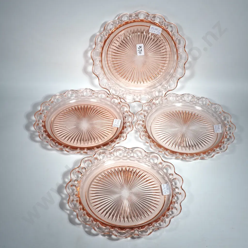 4 x Vintage Hocking Glass 'Old Colony' Lace Plates Image 1++