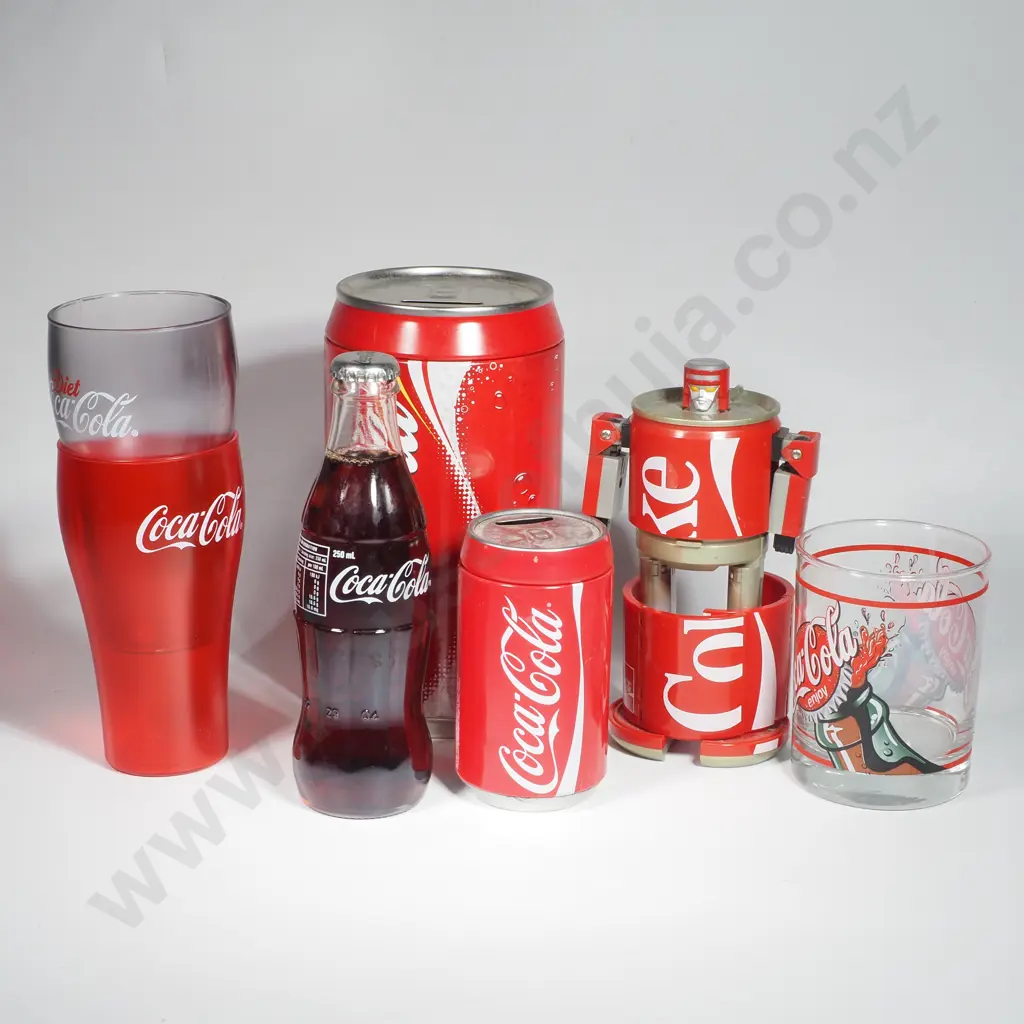 Assorted Coca Cola Collectables Image 1++