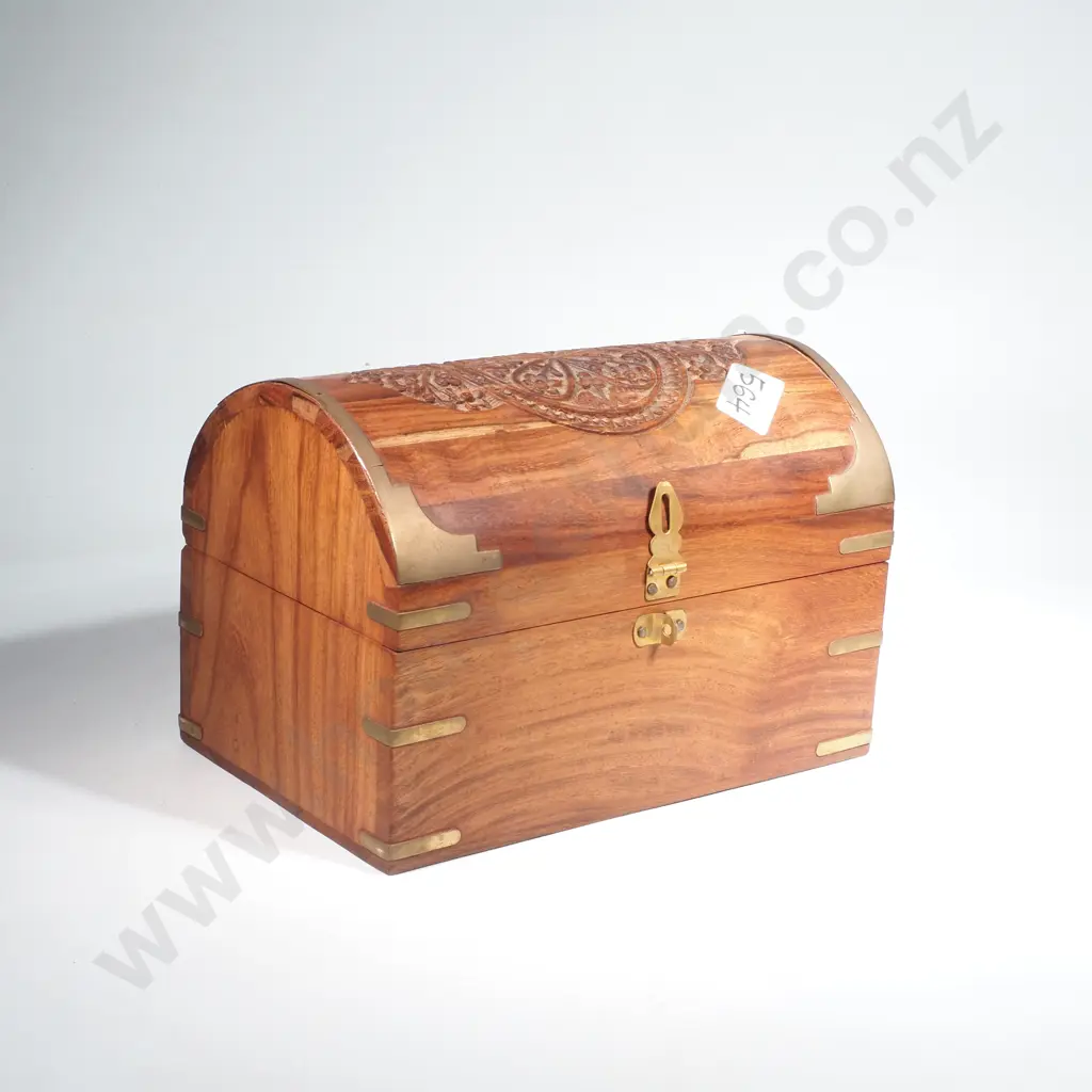 Vintage Style Dome Top Jewellery Box w Intricate Carved Detail & Brass Corners & Lock Image 1++