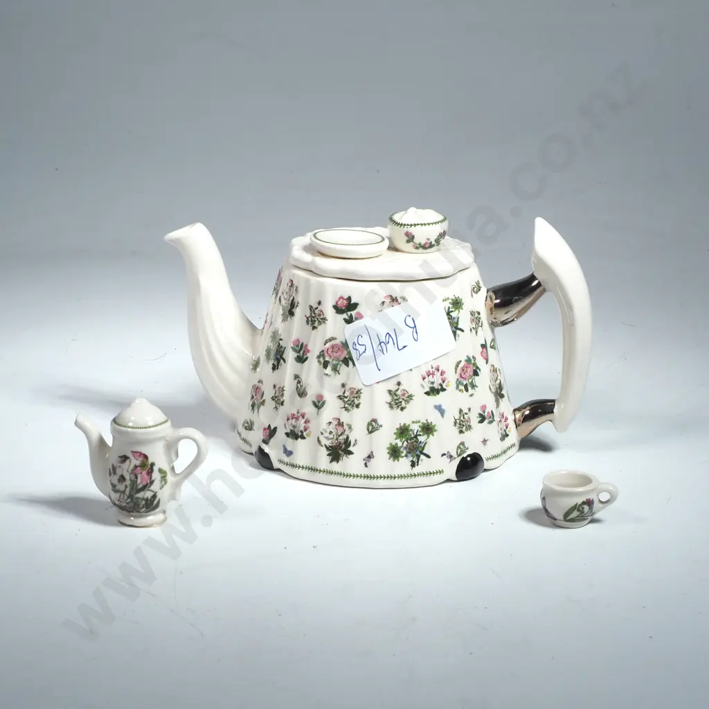 Vintage Miniature Figural Teapot w Miniature Tea Set on Lid Image 1++