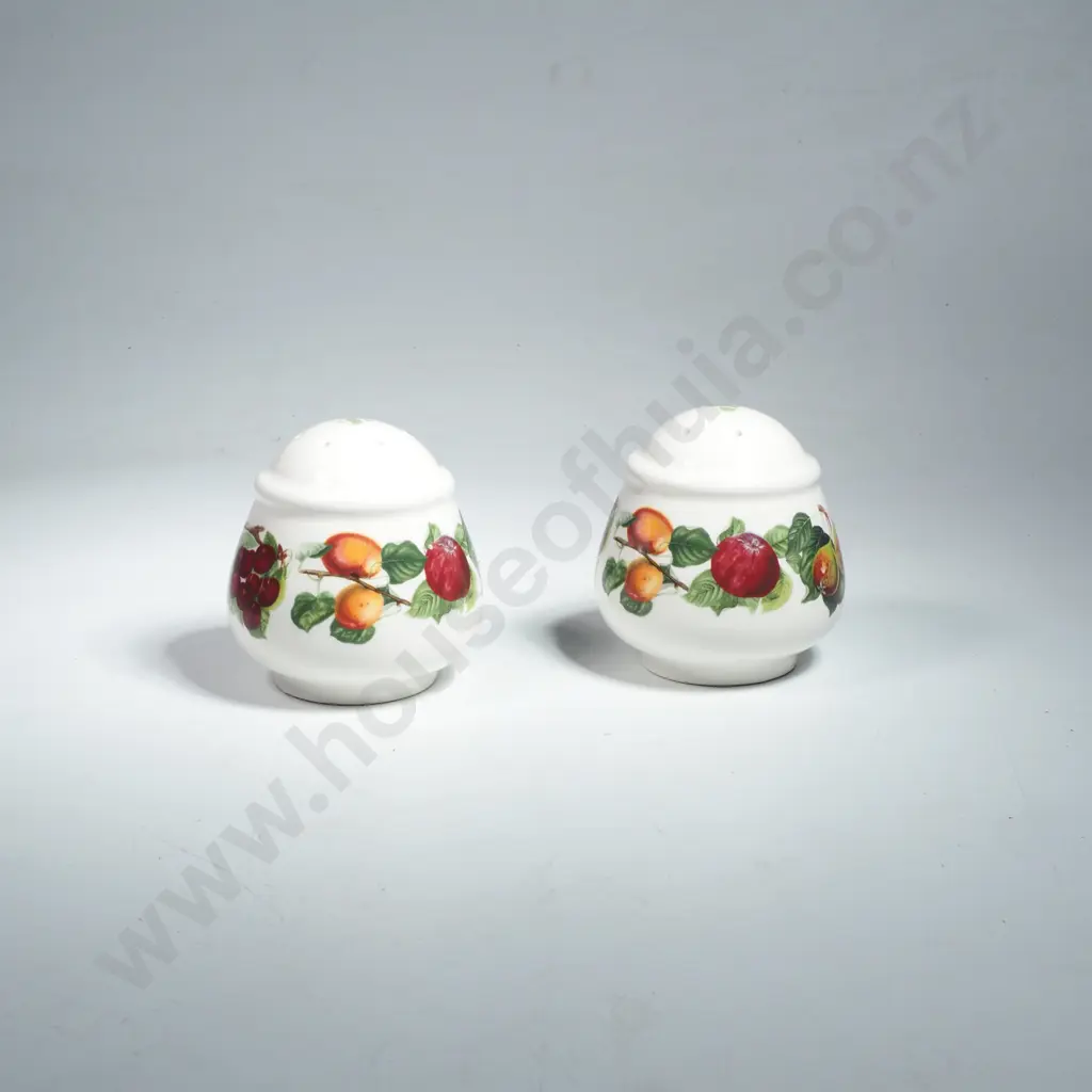 Portmeirion Pomona Salt & Pepper Set Shakers Decorated w Classic Fruit Motifs Image 1++