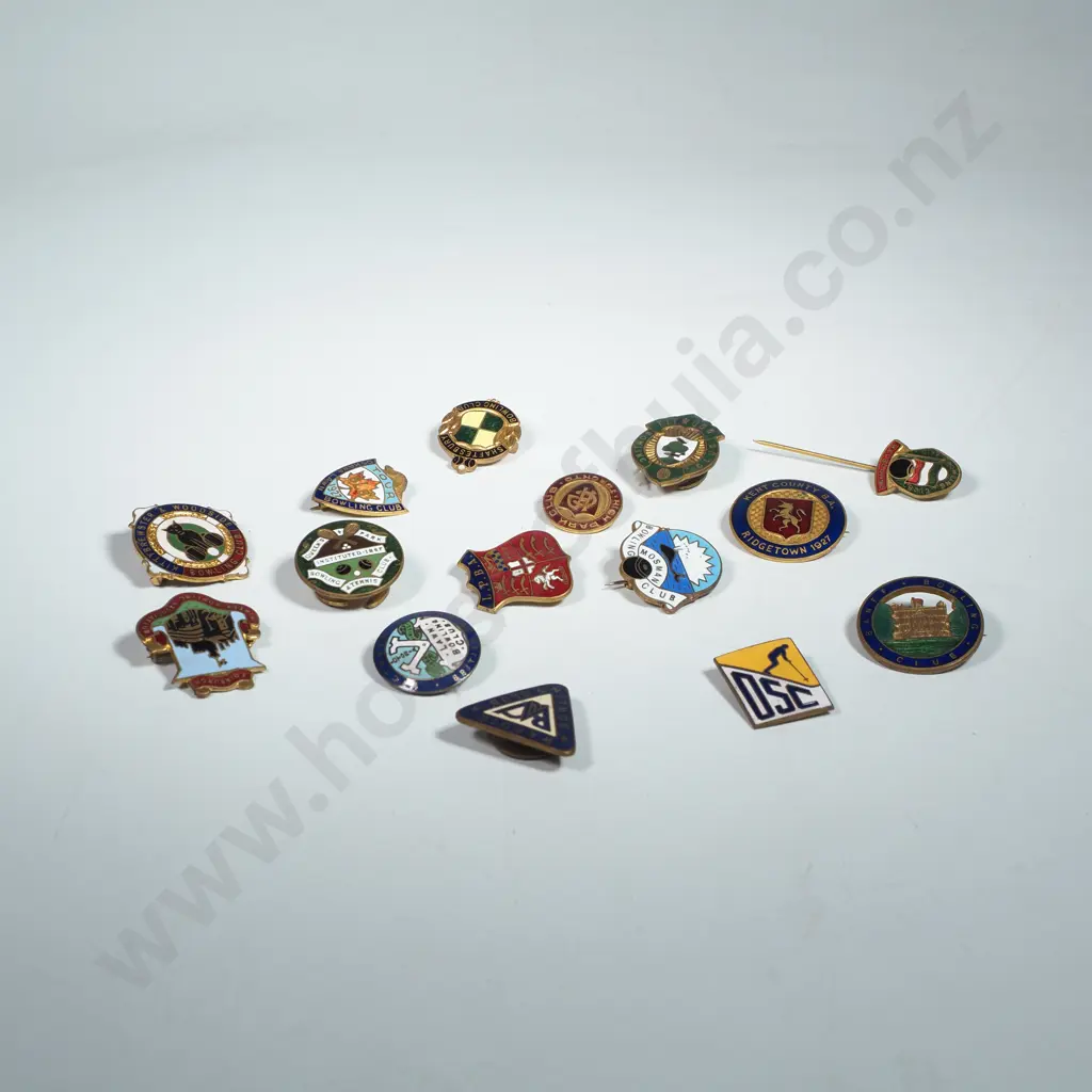 Collection of Mainly Bowling Enamel Badges & Stick Pins w Others Image 1++